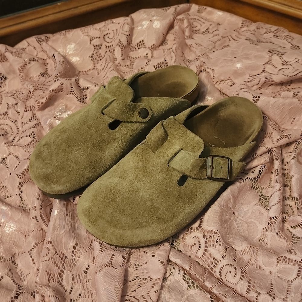 Birkenstock slip on leather sandals size 37